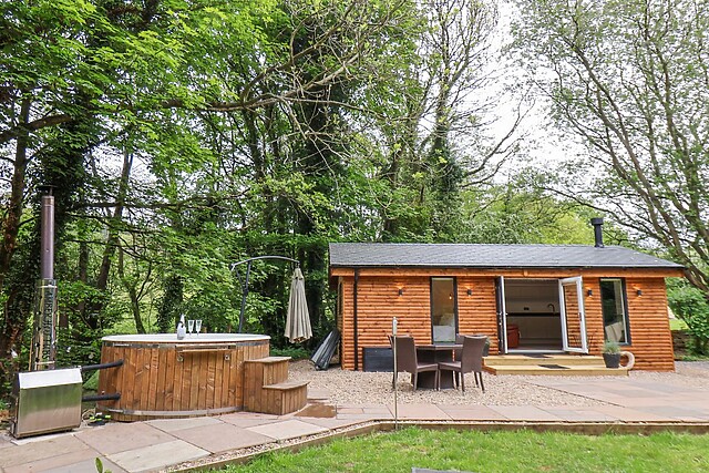 Roe Deer Lodge