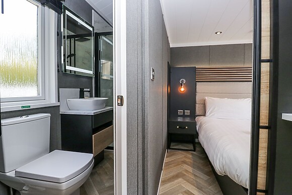 Dubs Luxury Family Pod