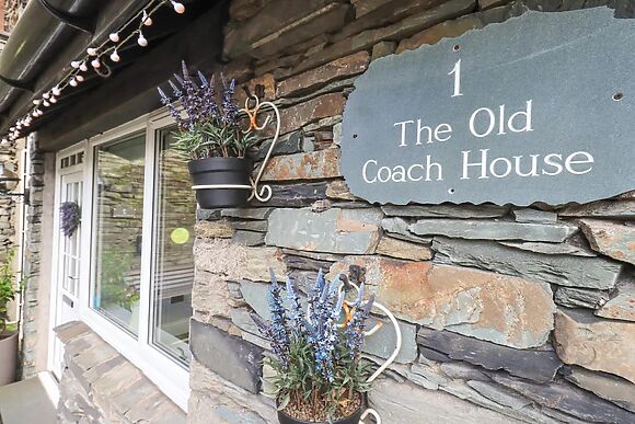 1 The Old Coach House