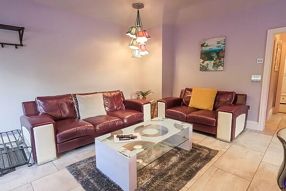 1 The Old Coach House