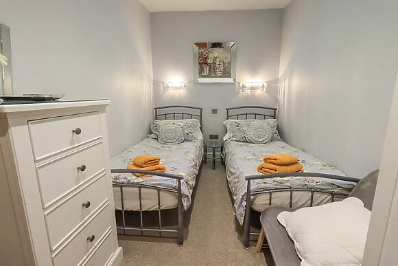 1 The Old Coach House