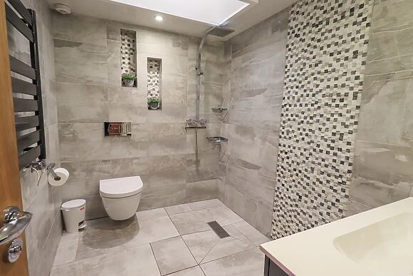 1 The Old Coach House