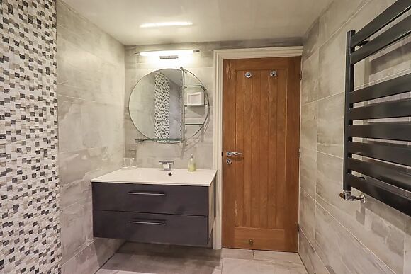 1 The Old Coach House