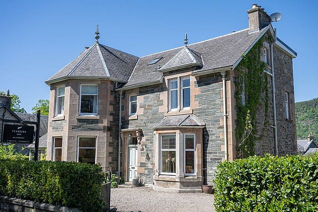 Fernbank House