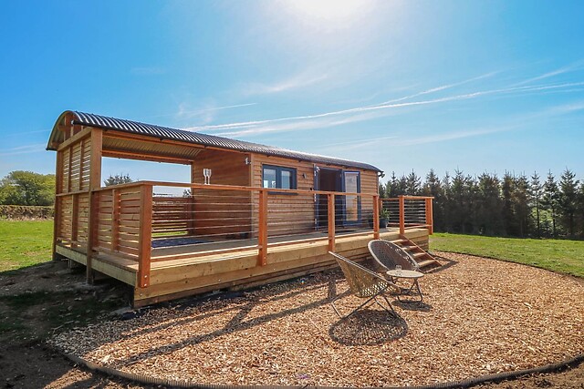 Fir Tree Shepherd's Hut