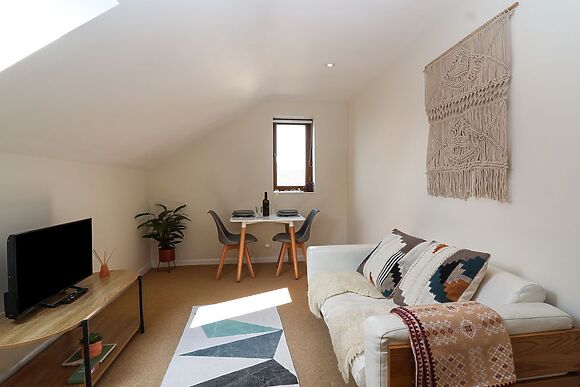 Priory Barn Apartment