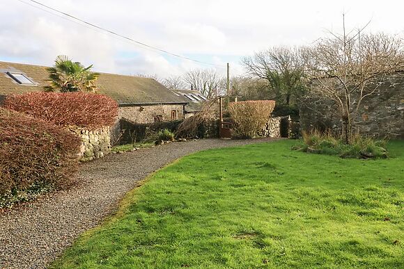 8 Rogeston Cottages