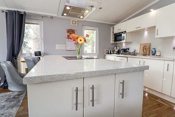 155 Woodland Hall (Lyons)