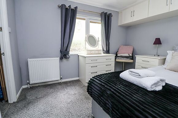 155 Woodland Hall (Lyons)