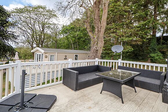 155 Woodland Hall (Lyons)