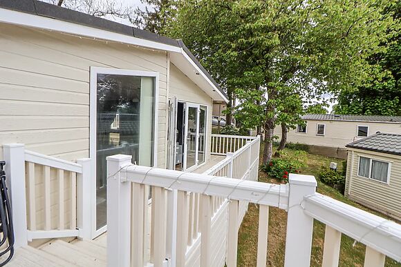 155 Woodland Hall (Lyons)