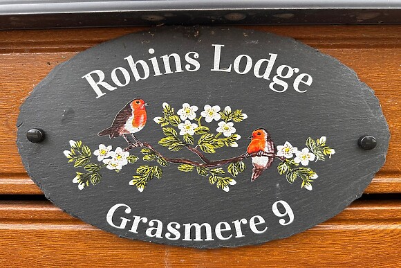 Robin's Lodge