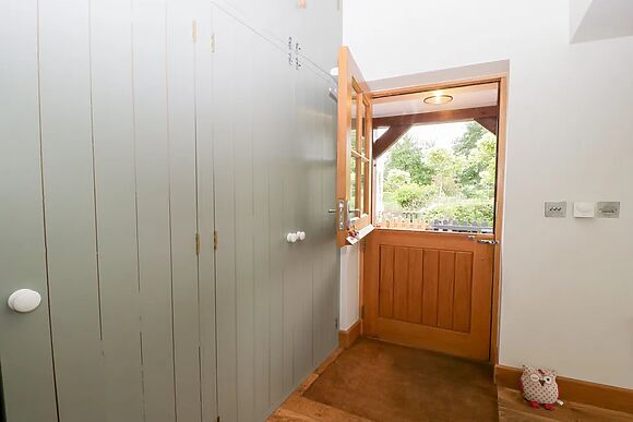 Little Acorn Cottage