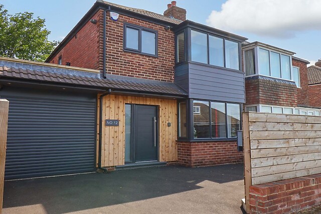12 Hunley Avenue
