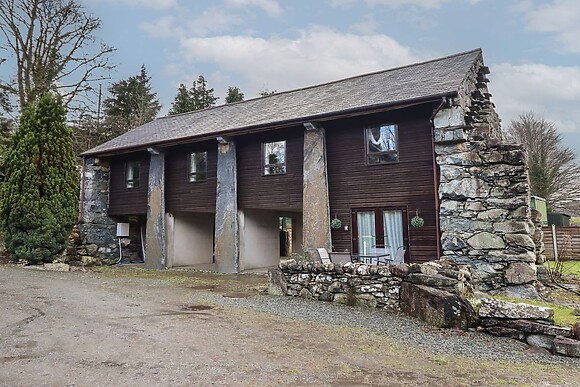 Idris Barn