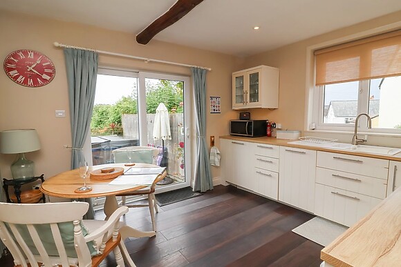 Quay Close Cottage