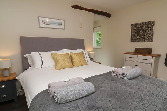 Quay Close Cottage