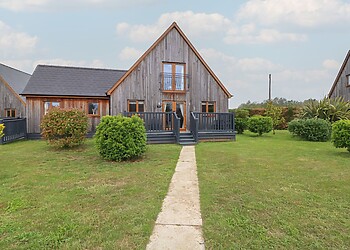 James Ville Marina Lodge 9