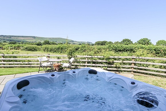 Little Penrhosgoch Barn