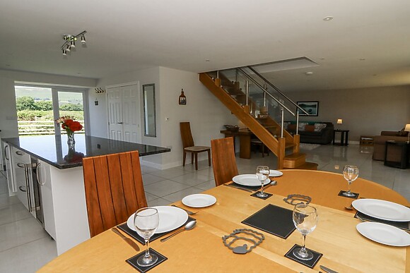 Little Penrhosgoch Barn