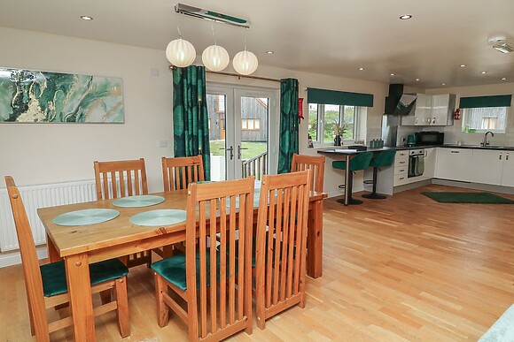 James Ville Marina Lodge 22