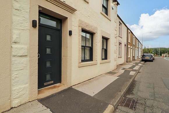 Lakes View Apartment 1