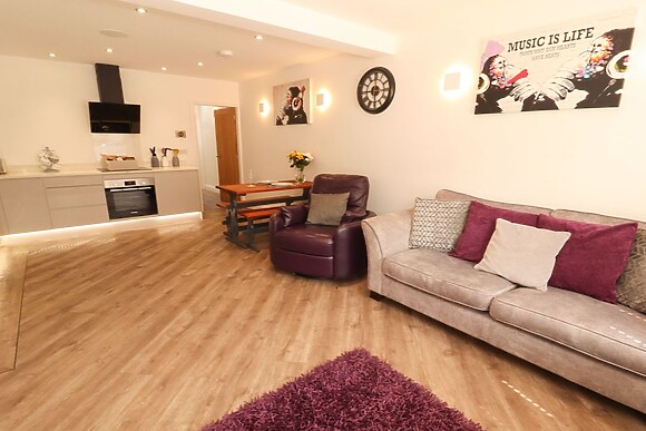 Lakes View Apartment 1