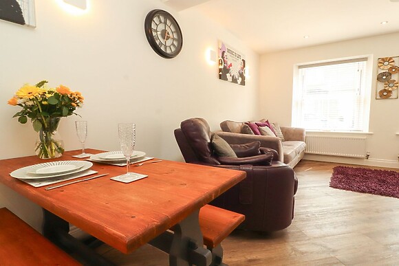 Lakes View Apartment 1