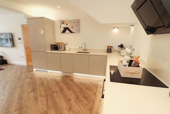 Lakes View Apartment 1