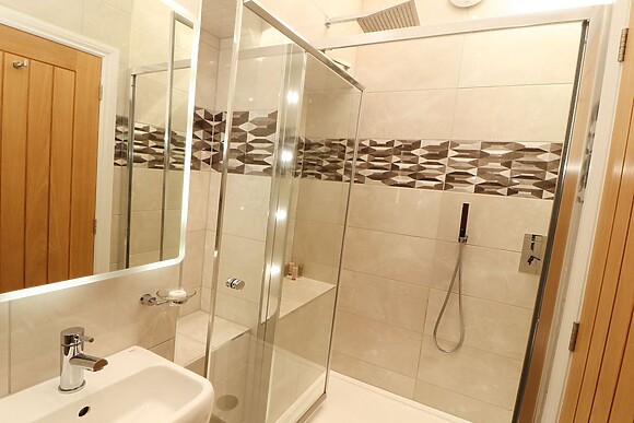 Lakes View Apartment 1