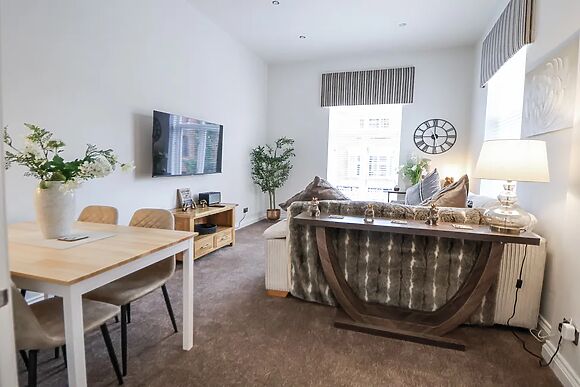 No 2 Emporium Apartments