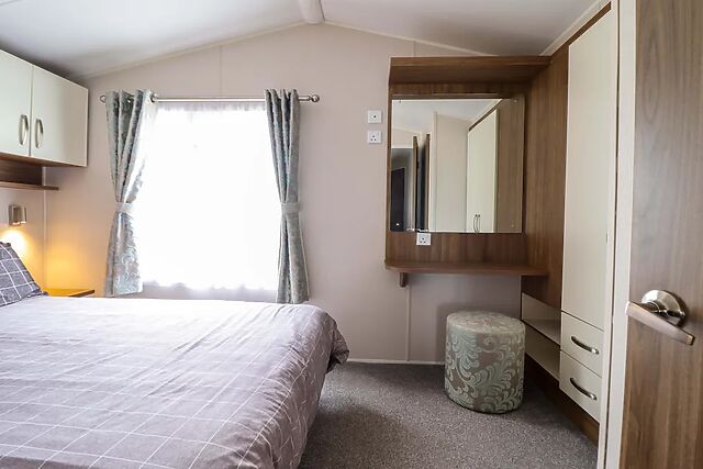 Sea Breeze C38 Dyffryn Seaside Estate