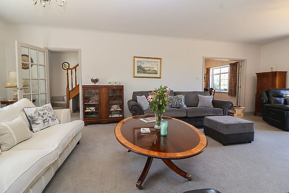 Leafield Cottage