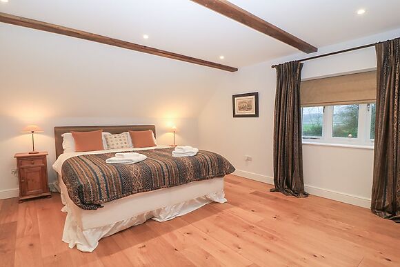 Peewit Coach House