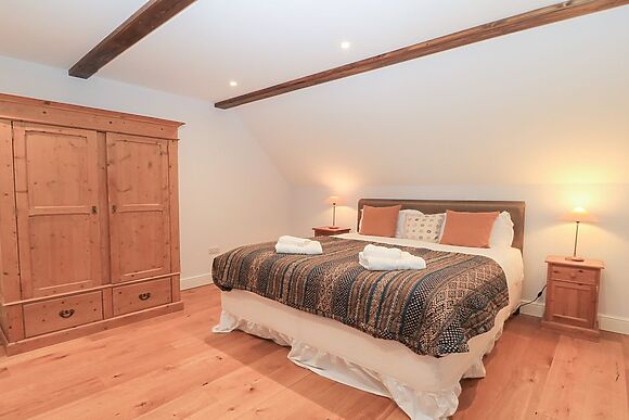 Peewit Coach House