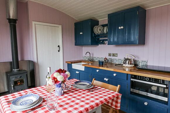 Brondel Luxury Shepherd's Hut
