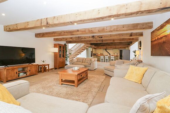 Two Parks Barn