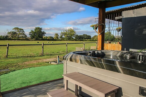 Sharon's Shepherd Hut