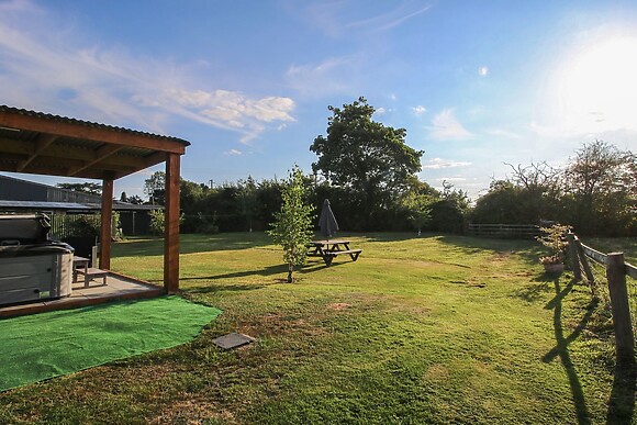 Sharon's Shepherd Hut