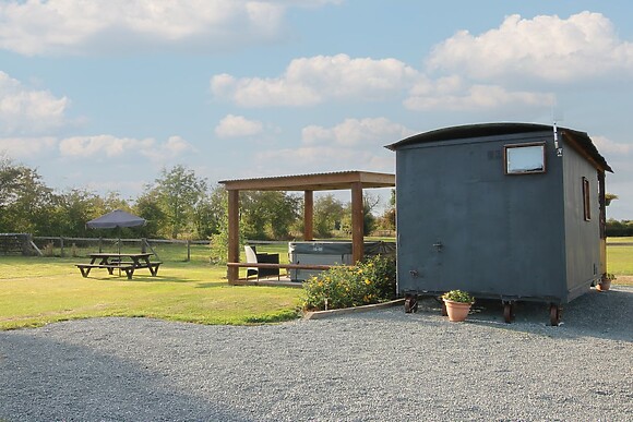 Sharon's Shepherd Hut