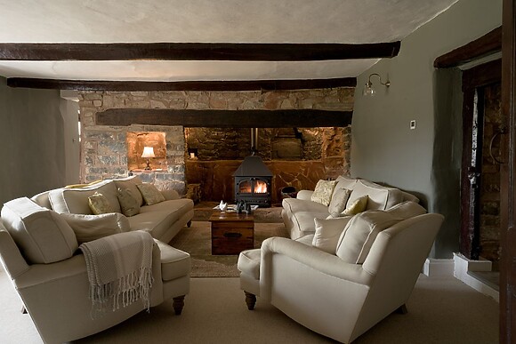 Holwell Farmhouse