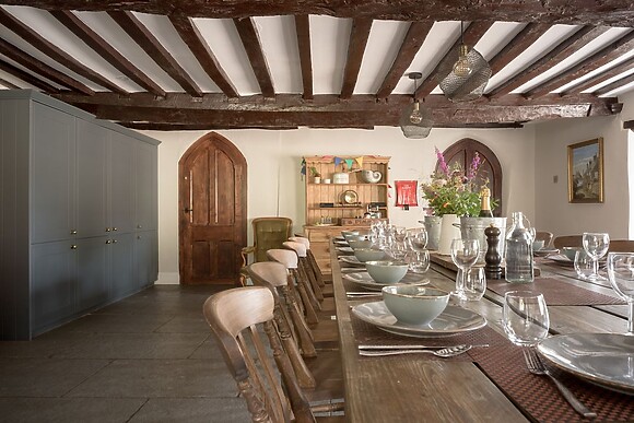 Holwell Farmhouse