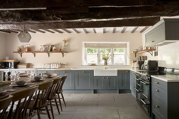 Holwell Farmhouse