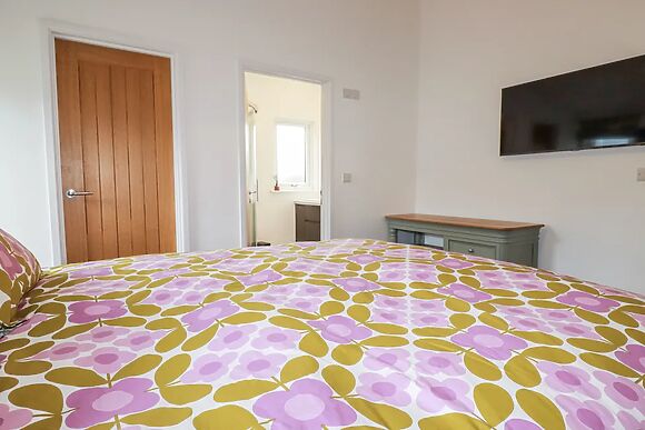 Minack Lodge