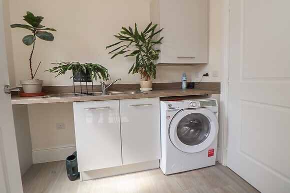 29 Ernest Dawes Avenue