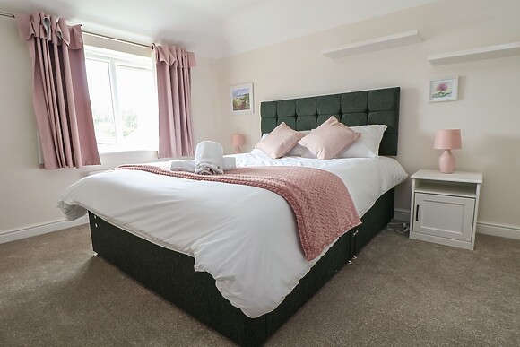 29 Ernest Dawes Avenue