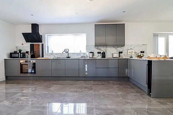 1 Talbot Drive