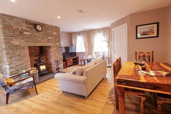Annie’s Farm Cottage