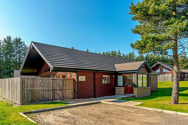 Raeburn Premier Spa (Pet)