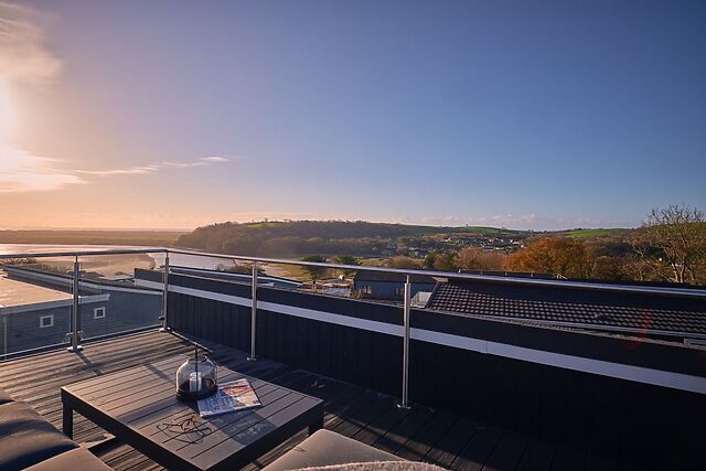 Epic Spa (Roof Terrace)